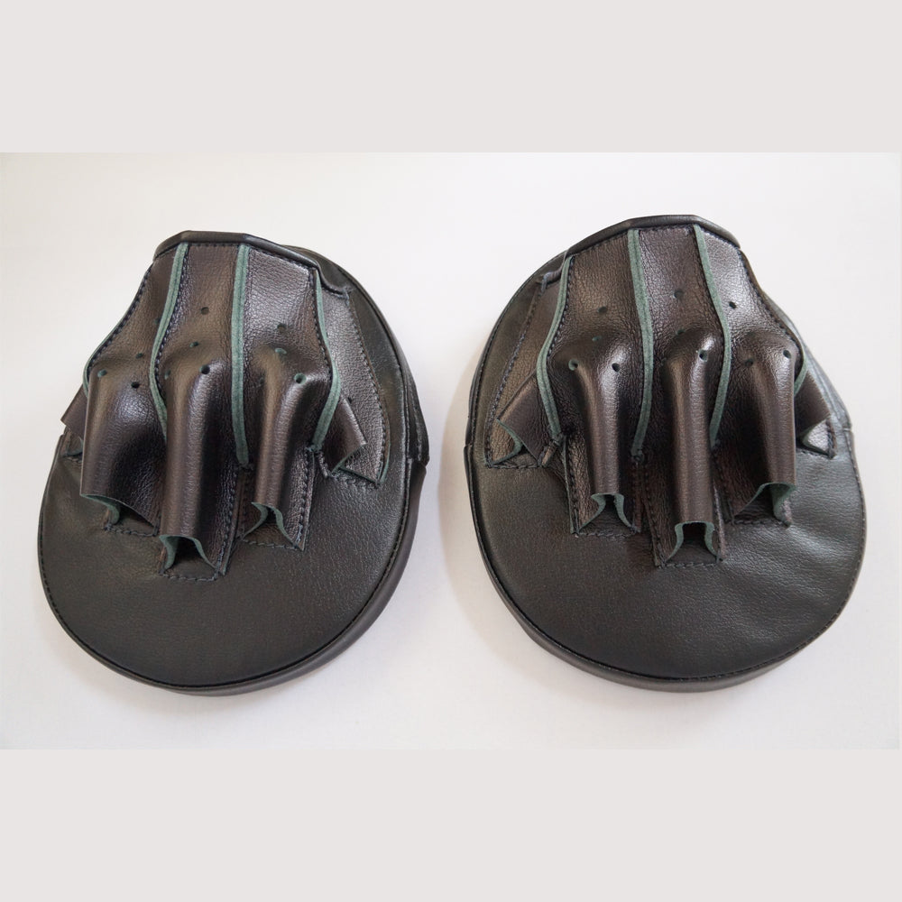CM-5 Winning Boxing Small oval-shaped punching mitt　ウイニングボクシング　小型パンチングミット　小判型
