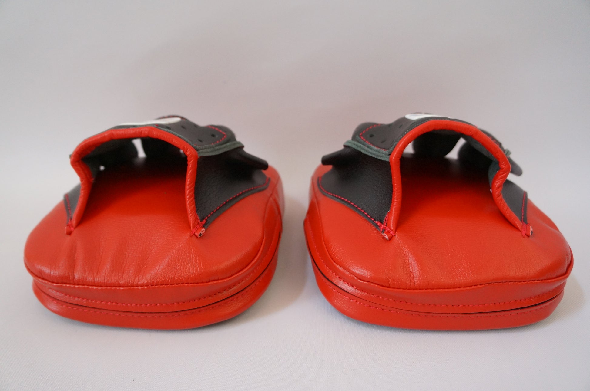 CM-10 Winning Boxing Small curved punching mitt　ウイニングボクシング　小型パンチングミット　湾曲型