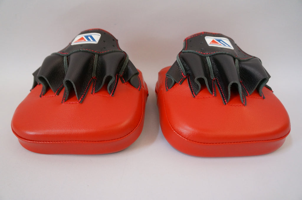 CM-10 Winning Boxing Small curved punching mitt　ウイニングボクシング　小型パンチングミット　湾曲型